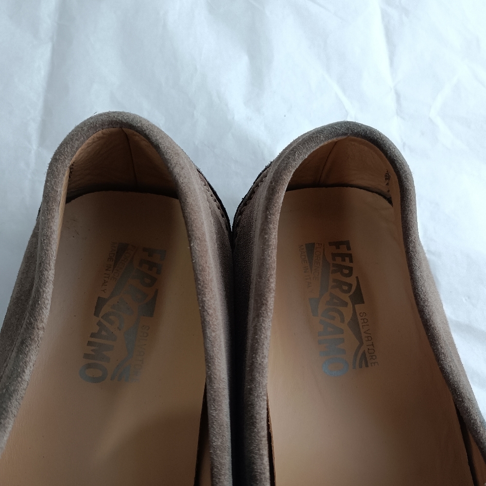 Salvatore Ferragamo Parigi  Gancini Suede Drivers men's loafers US 10.5D - Picture 14 of 16